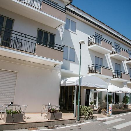 Hotel Laura Cavallino-Treporti Exterior foto